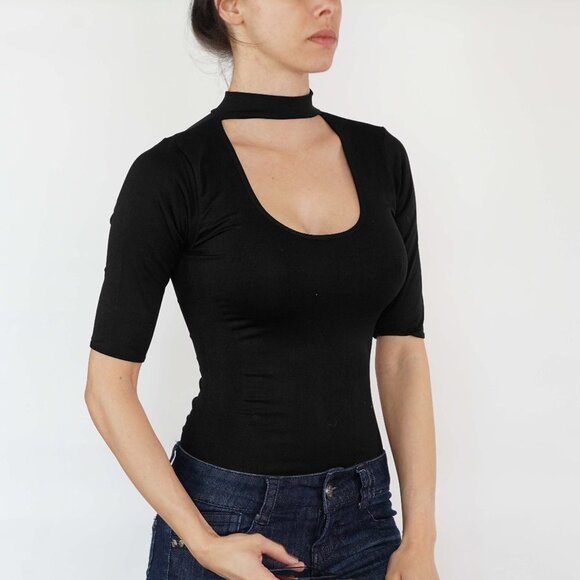 Tops - Bodysuit short sleeve U-Neck Choker